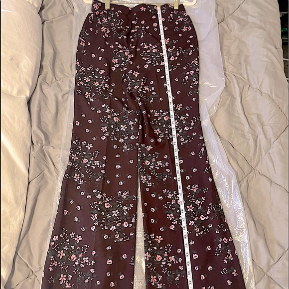 Pearl Floral Crepe Ruthie Pant - Picture 12 of 15
